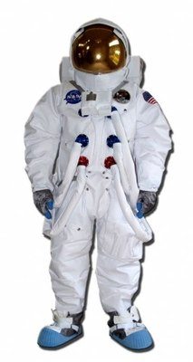 لماذا يرتدي رواد الفضاء بدلات خاصة