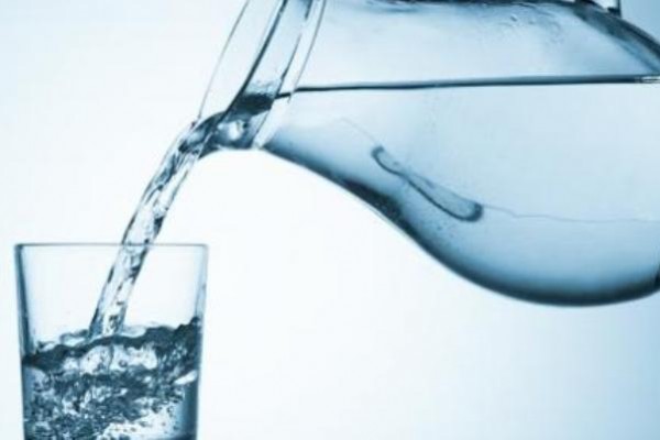 ما هي فوائد الإكثار من شرب الماء