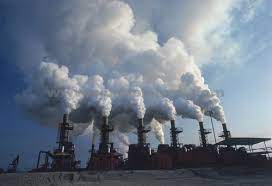 أحد مصادر تلوث الهواء هو دخان المصانع