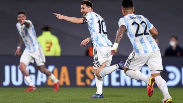 نتيجة مباراة الأرجنتين ضد الأوروجواي في تصفيات كأس العالم لكرة القدم