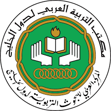 يعتبر إنشاء مكتب التربية العربي وتوحيد المناهج تعاون
