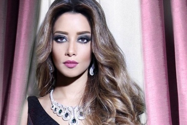 ما سبب منع الفنانة اليمنية بلقيس فتحي من الغناء في مصر