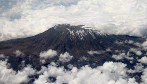 كليمنجارو هو أعلى جبل في أمريكا الشمالية
